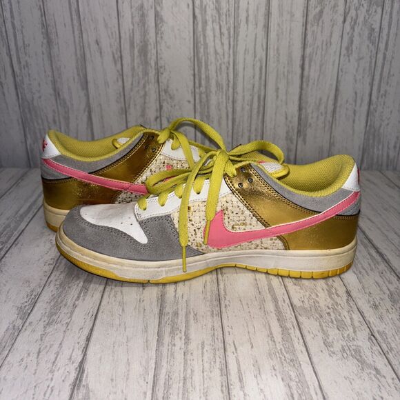Womens Size 8.5 Nike Dunk Low 6.0 Metallic EUC - Picture 5 of 7